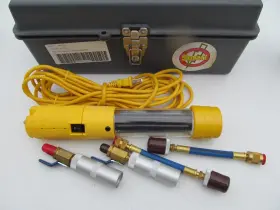 Sl-534 Bayco Uv Light A/c Leak Detection Kit With Injectors And 13-watt Lamp