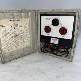 Bt7707 Borroughs Vintage Burroughs Instrument Gauge Tester In Carry Case Working