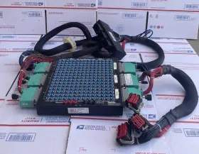 1225-n4-0x0 Debron International Model No 225-pin Breakout Box With Harness Oem