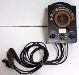 Ht-660 Herbrand Vintage 1940s Coil &condenser Tester Bakelite Case And Good Cables