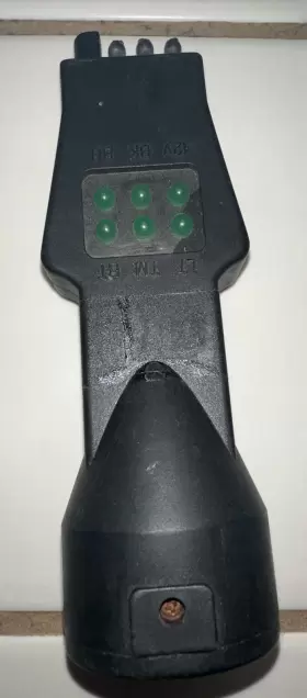 L021 J & W Products 7 Blade 4 Pin Vehicle Plug Tester Wire Light Brake Towing Fuse Led Truck Trailer