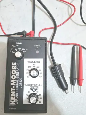 J-38522-1 Kent Moore Vehicle Signal Generator With Leads
