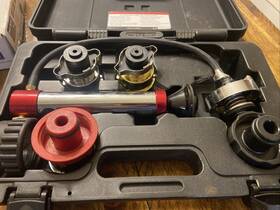 Maddox 64758 Radiator Pressure Kit