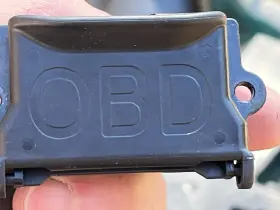 2166100102 Mercedes-benz Cl550 C216 W216 Obd Body Connection Plug
