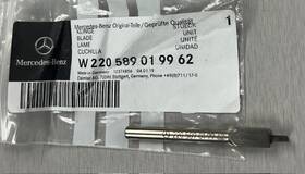 Mercedes-benz W220589019962 New Blade - Genuine Mercedes-benz