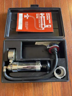 09965 Robertshaw Vintage Pressurized Cooling System Tester Kit