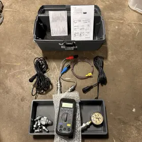Jt02156a Servicegard John Deere Digital Pressure Temperature Analyzer Kit