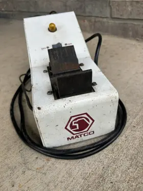 8440 Silver Beauty Matco Armature Tester /growler Model Analyzer