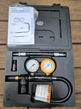 Eepv3069a Snap On Cylinder Leakage Detector Set