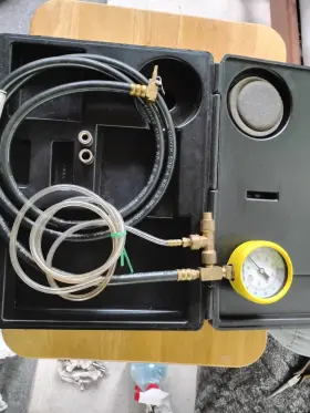Mt-337b Snap - On -on Mt 337b Fuel Injection Pressure Tester Kit In Like New Cond. With Case