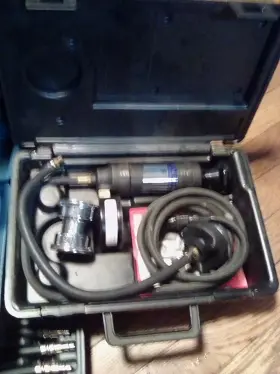 127-12270 Stant Coolant Pressure Tester