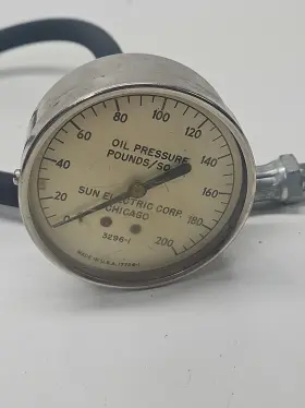 3296-1 Sun Electric Vtg Corporation Oil Pressure Gauge Pounds So. Inch #3296-1 Untested