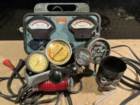G1632 Sun Electric Consumer Products Lot Of Vintage Hot Rod Mechanics Tools Tachometer Dwell Meter Snap-on Gauges
