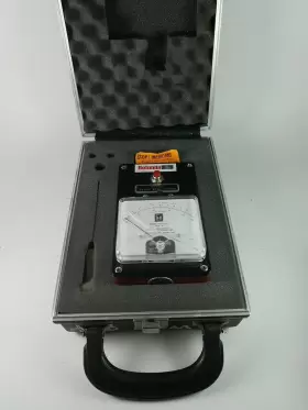 2400-12000 The Pioneer Electric Research Corp. 67-403 Photo-tach Model 36 Analog Tachometer Rpm Sat14
