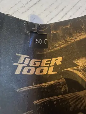 1680034c1 Tiger Tool 15010 Peterbilt #02-01805 And International #1680034c1 Adapter