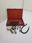Snap-on Engine Cylinder Compression Tester 300 Psi Gauge Set Box Used. Price: $84.99.