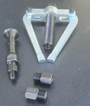 Kent-moore KM-557-B Transmission Puller Tool Complete! New. Price: $189.95.